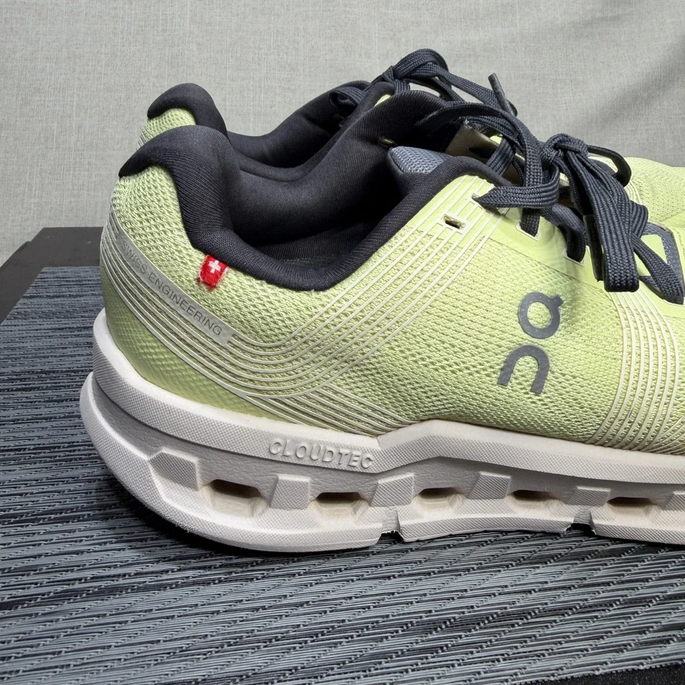 On Running Cloud Cloudgo Shoes - Mens 8.5 - Lime Yellow 55.98091 Athletic